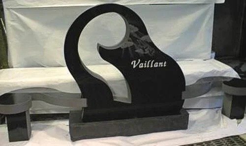 Imgi 75 Benches 8 860x510x0x0x860x510x1724658701